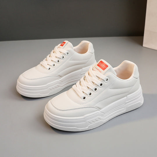 Damen Plattform Sneakers mit robustem Sohlenprofil und sportlichem Design R&B