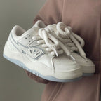 Damen Sportliche Sneakers mit rutschfester Sohle für urbanen Lifestyle R&B
