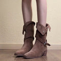 Damen Stiefeletten mit modischem Faltenwurf und eleganter Schnallenverzierung R&B