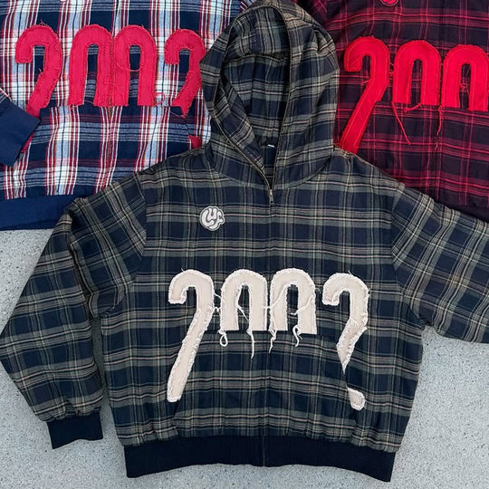 Unisex nan karierter Kapuzenpullover mit fransiger Jahreszahl-Applikation und Rippbündchen R&B