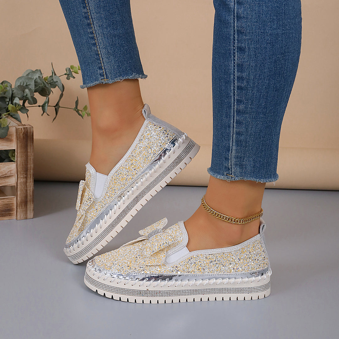 Damen modische Slip-On Sneakers mit glitzerndem Design und auffälliger Schleifenapplikation R&B