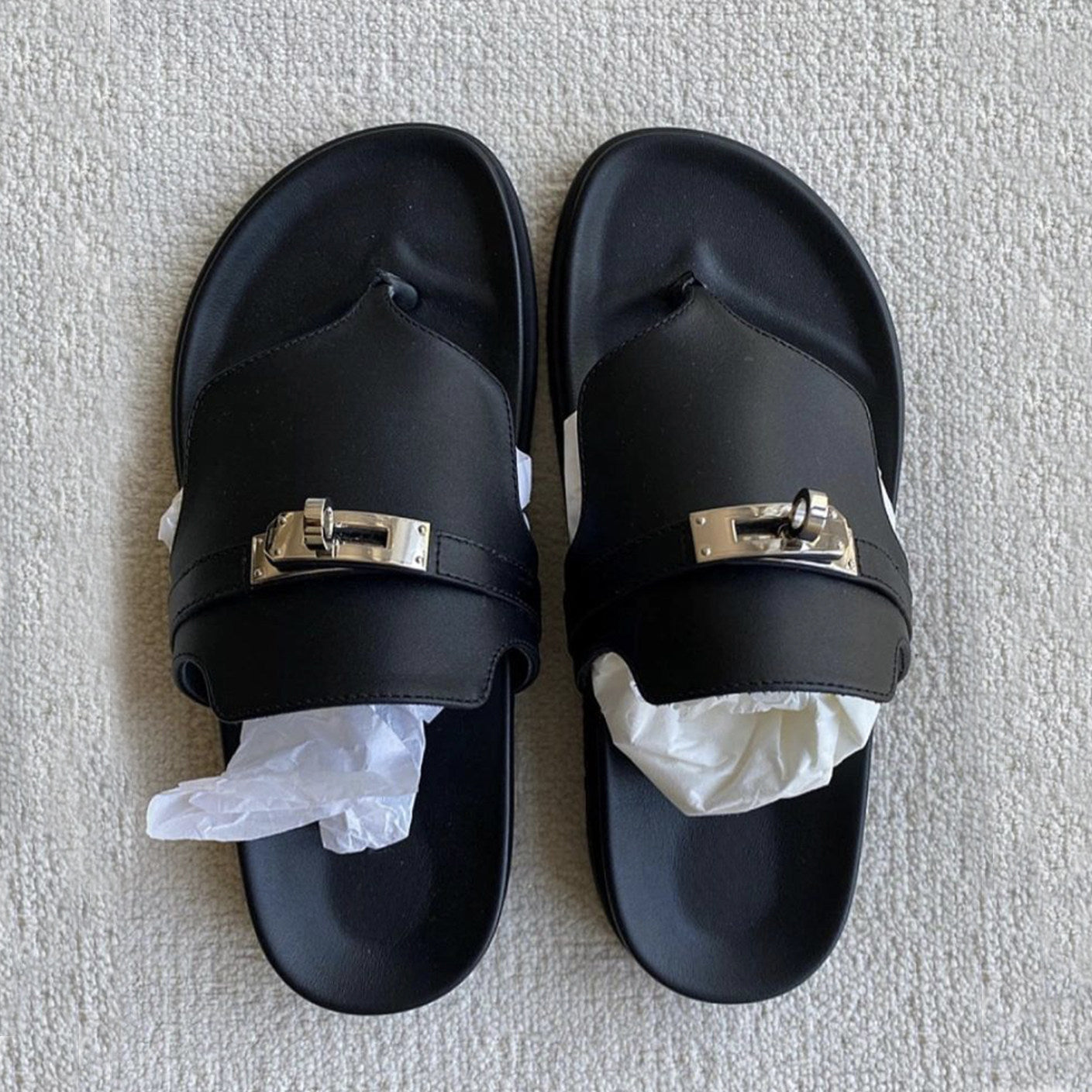 Damen Zehentrenner-Sandalen mit edlem Riemen und rutschfester Sohle R&B