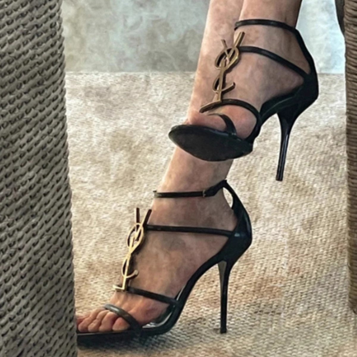 Damen elegante Sandalen mit verziertem Riemendesign R&B