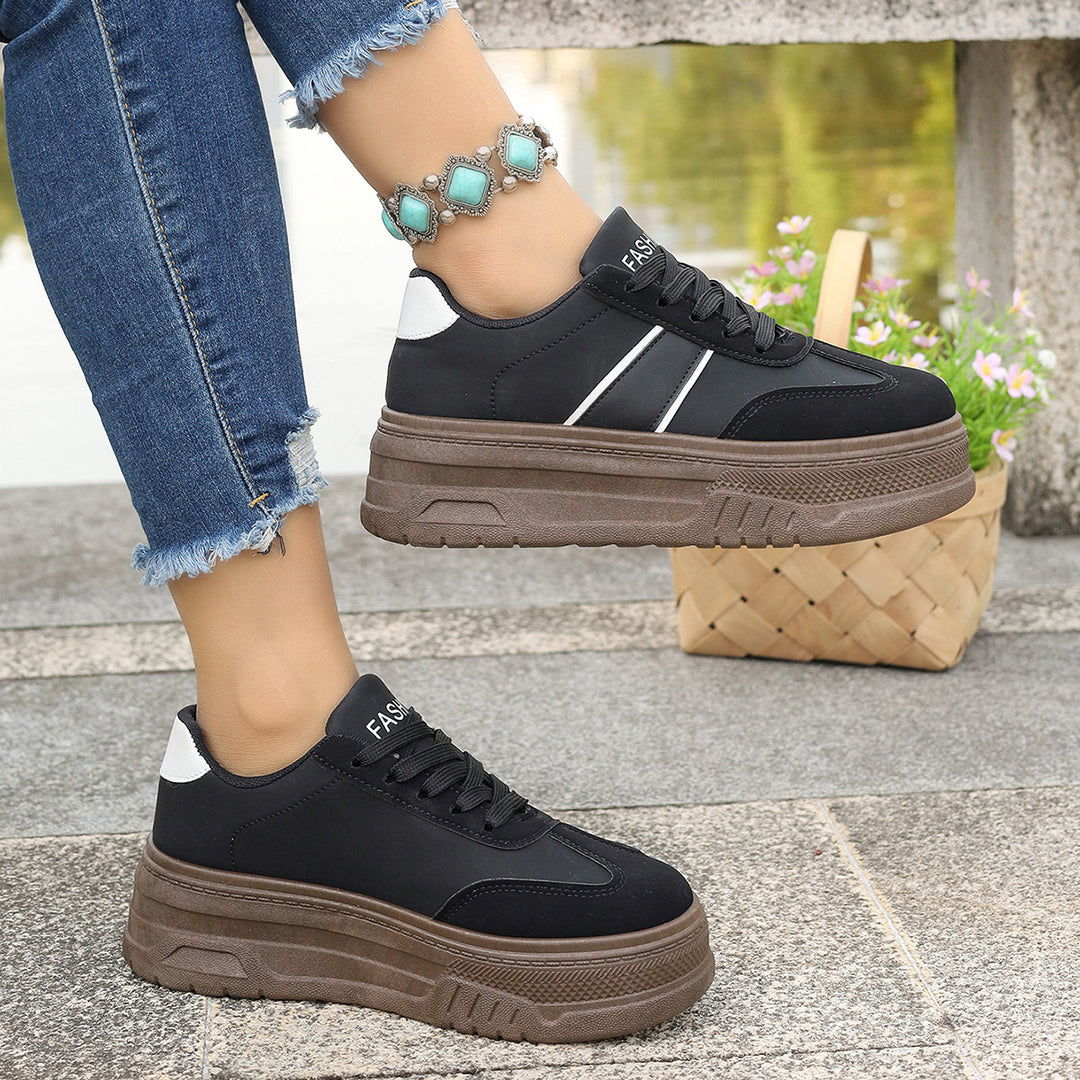 Damen Plattform-Sneaker mit modischem Design und hohem Tragekomfort R&B