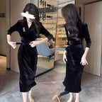Damen Langarmkleid mit elegantem Wickeldesign und schickem Rüschensaum