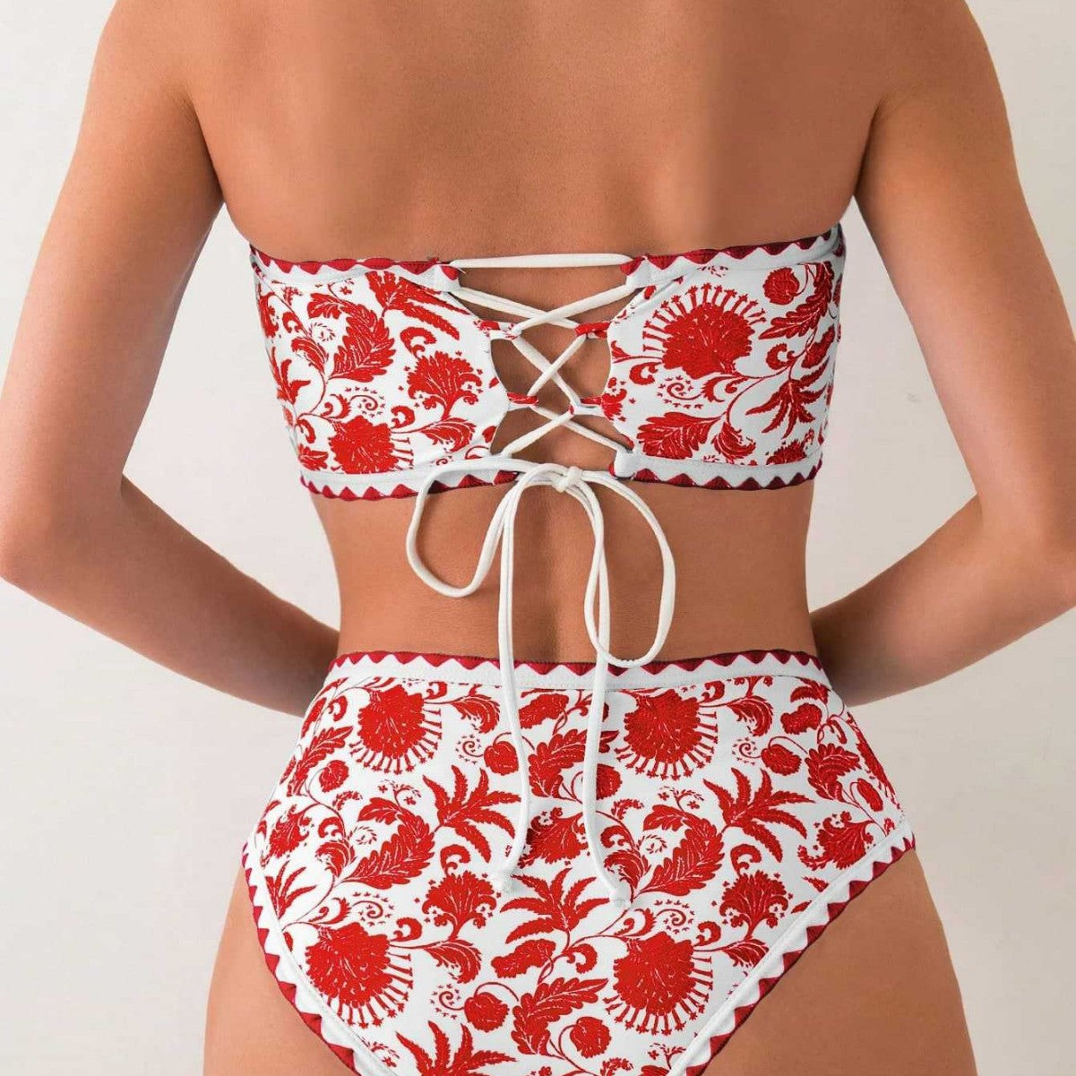 Damen Bandeau-Bikini-Set mit farbenfrohem floralen Muster und elastischem Gürtel R&B