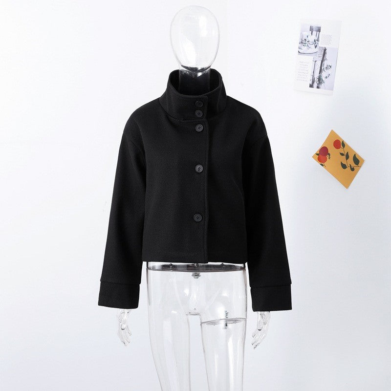 Damen Kurze Jacke mit hohem Kragen und Knopfverschluss R&B