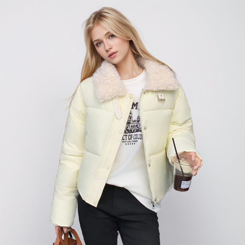 Damen kurze, gefütterte Winterjacke mit elegantem Kunstfellkragen
