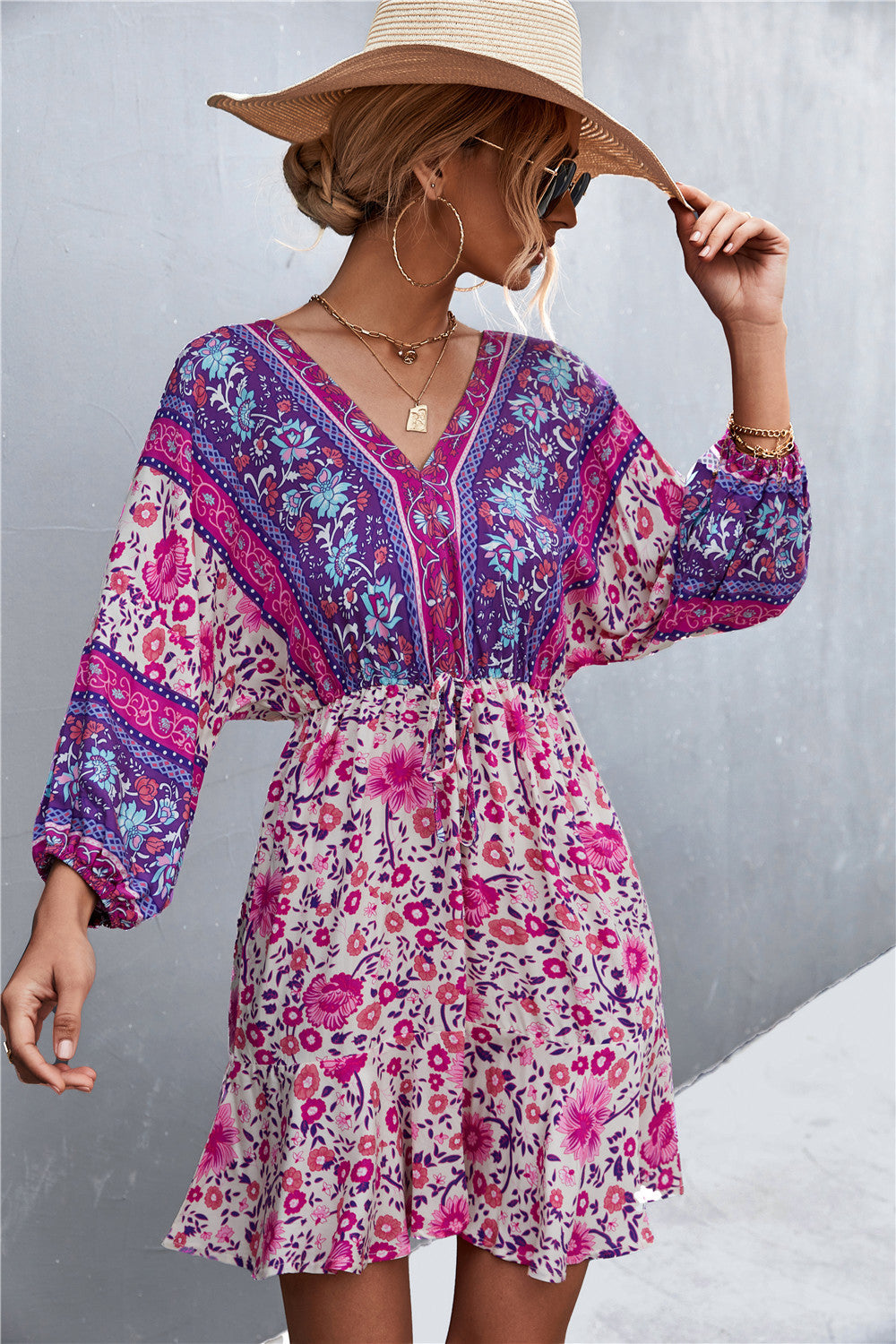 Damen Sommerliches Blusenkleid mit auffälligem floralen Muster und eleganten Puffärmeln R&B