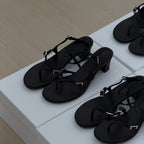 Damen Zehentrenner-Sandalen mit eleganten und flexiblen Riemen R&B