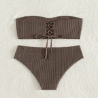 Damen Bandeau-Bikini mit raffiniertem Schnürdetail