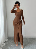 Damen nan figurbetontes Maxikleid aus geripptem Strick mit Wickeldetail und Schlitz R&B