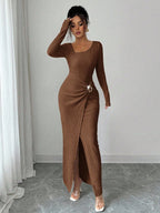 Damen nan figurbetontes Maxikleid aus geripptem Strick mit Wickeldetail und Schlitz R&B