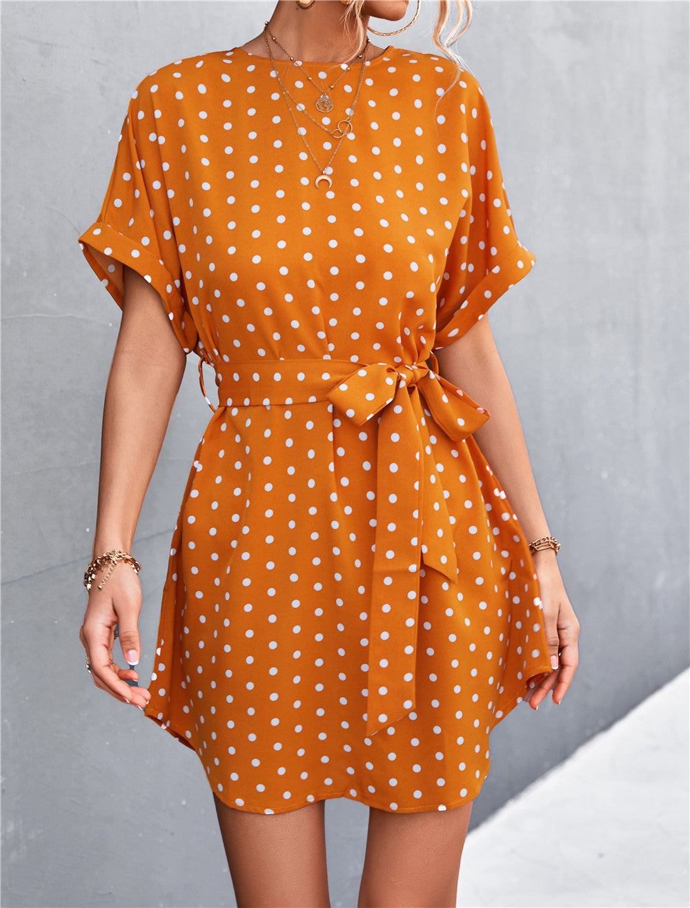 Damen Freizeitkleid mit modischem Punkte-Muster und Taillengürtel R&B