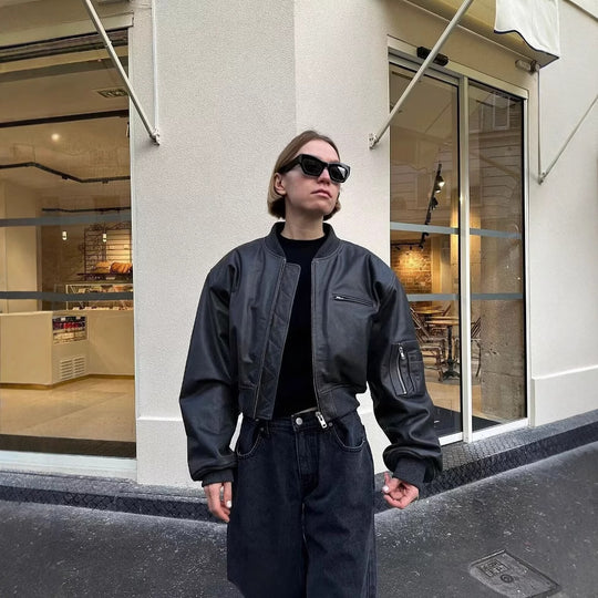 Damen Bikerjacke aus hochwertigem Kunstleder mit praktischen Taschen und elastischem Bündchen R&B