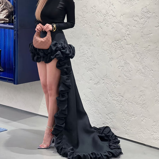 Damen glamouröses Cocktailkleid mit voluminösen Rüschen und transparenten Ärmeln R&B