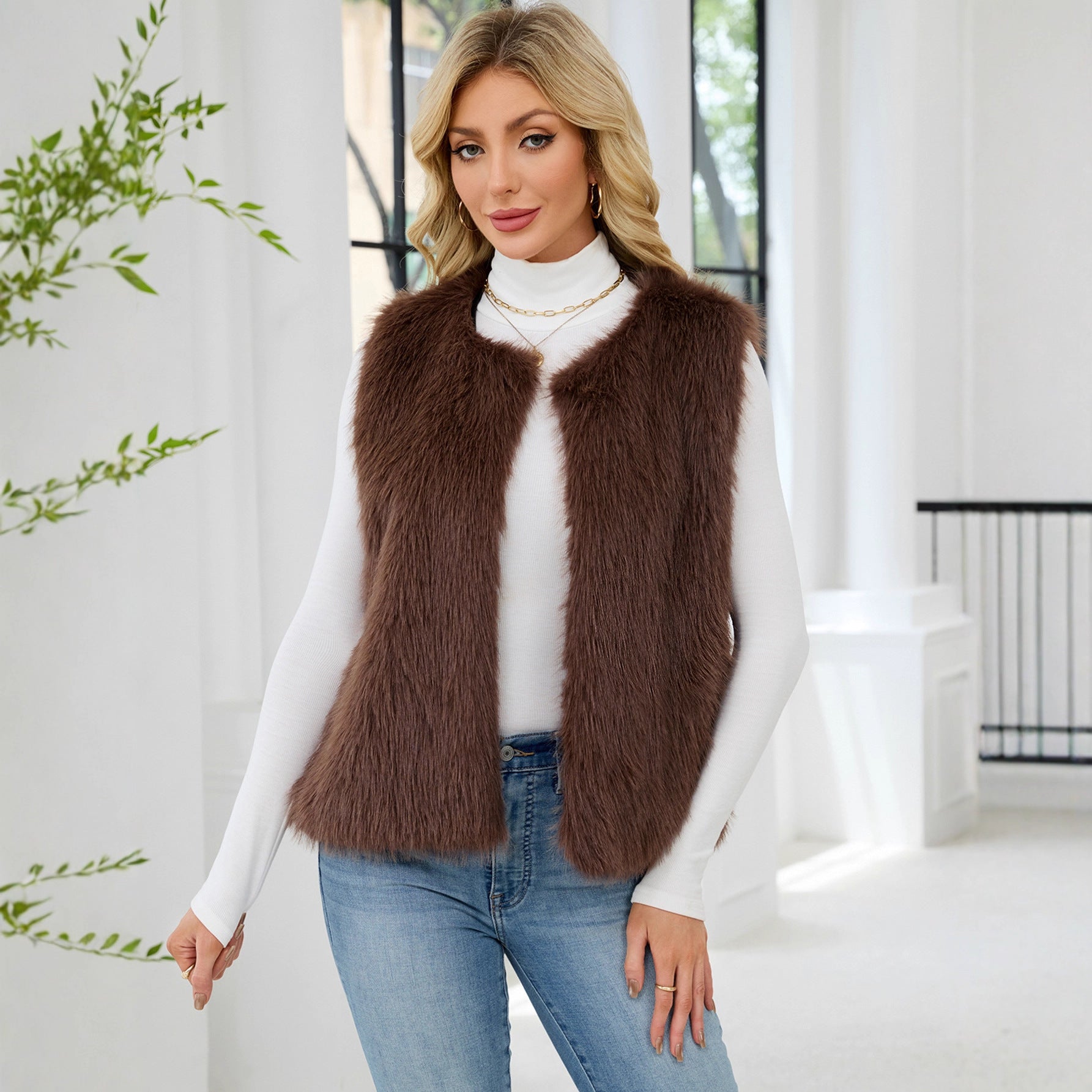 Damen Flauschige Kunstpelzweste mit voluminösem Kragen R&B