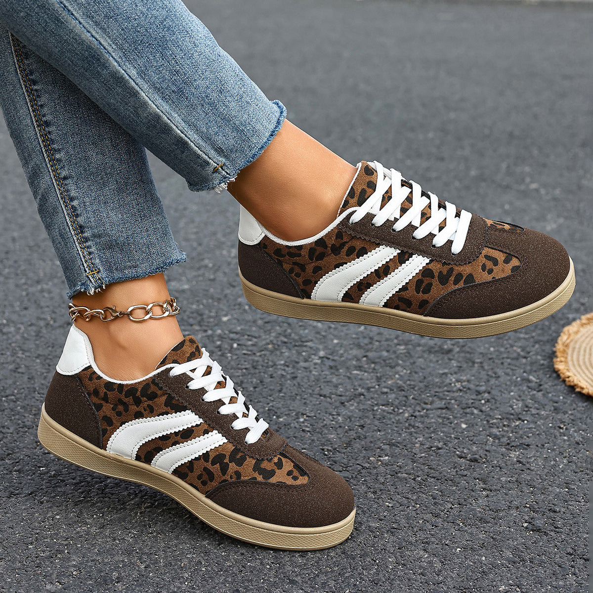 Damen Sneakers im Leopardenmuster mit bequemer Sohle R&B