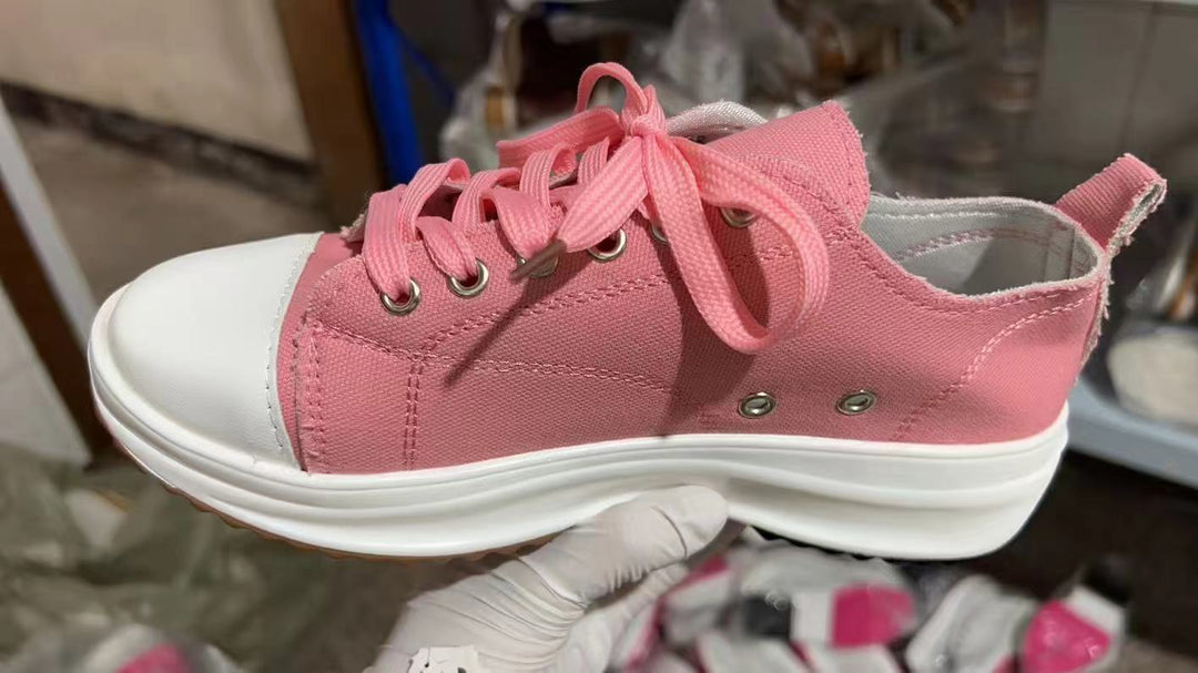 Damen Bequeme und stilvolle Sneakers mit nachhaltigen Materialien R&B