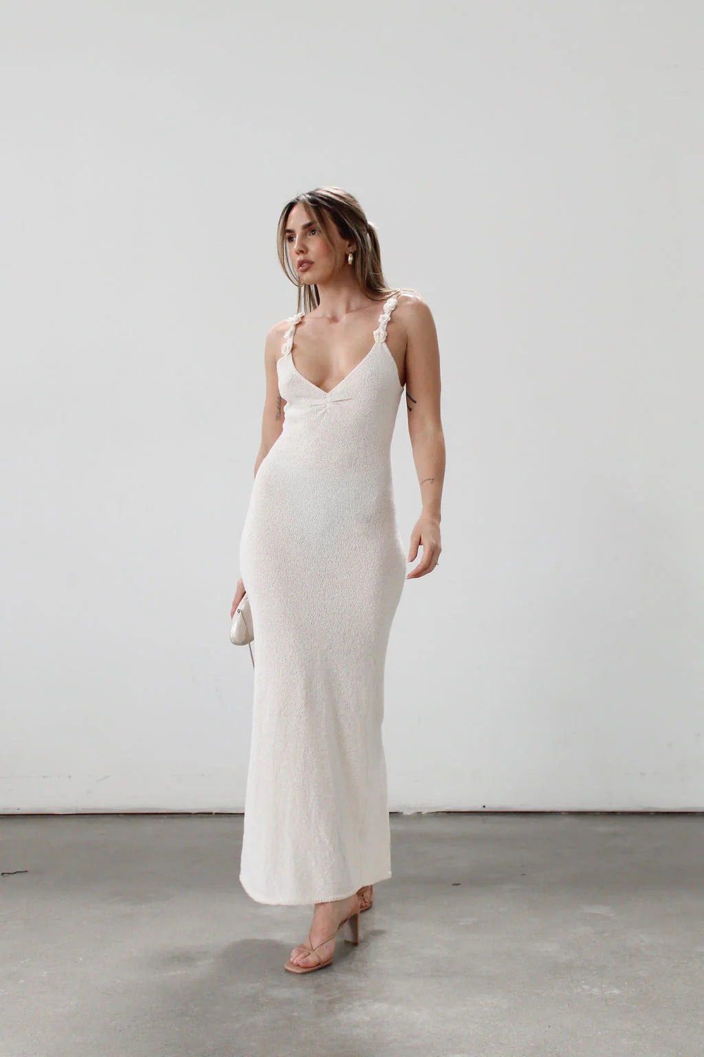 Damen Elegantes Maxikleid mit raffinierten Trägern und fließendem Stoff R&B