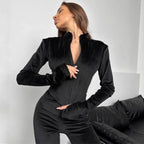Damen nan taillierter Velours-Overall mit Halbzip, Kapuze und ausgestelltem Schlag R&B