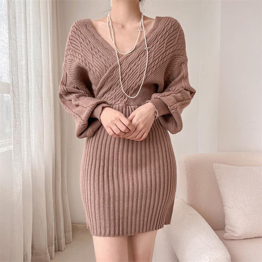 Damen Elegantes Strickkleid mit V-Ausschnitt und besonderem Rippenmuster R&B