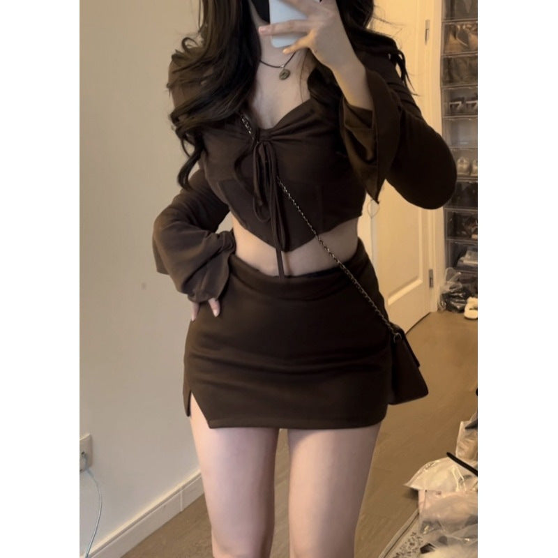 Damen Crop-Top mit dekorativem Bindegürtel und weitem Arm