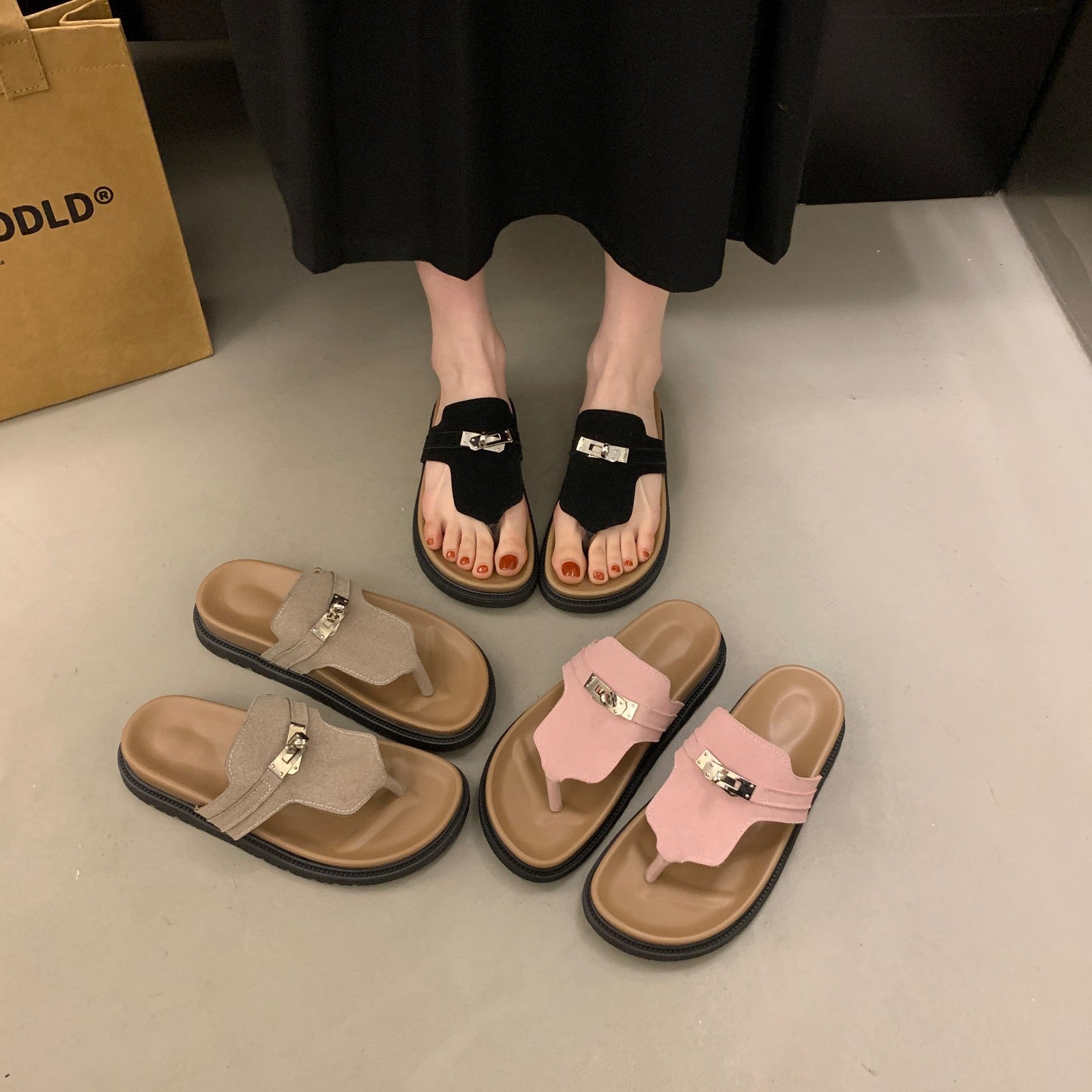Damen modische Flip-Flops mit elegantem Riemendesign EB