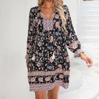 Damen Sommerliches Blumenkleid mit V-Ausschnitt und Raffungen R&B