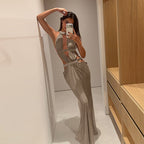Damen Maxi-Kleid mit raffiniertem Cut-Out-Design und asymmetrischem Saum R&B
