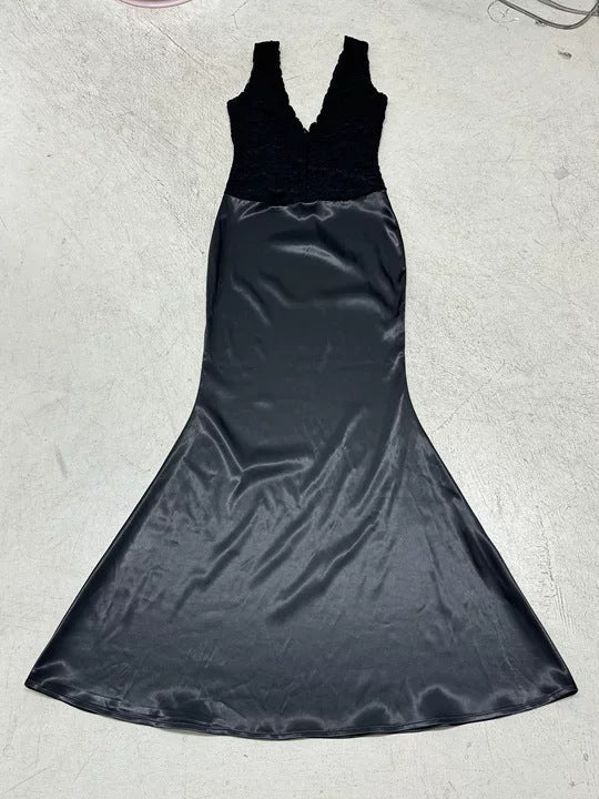Damen Elegantes Maxikleid mit tiefem V-Ausschnitt und romantischem Spitzenoberteil R&B