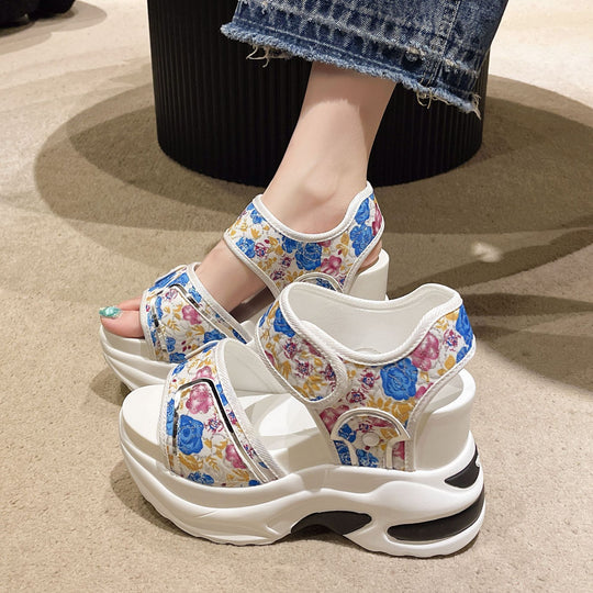 Damen Komfort-Sandalen mit floralen Applikationen und ergonomischer Sohle R&B