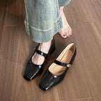 Damen edle Ballerinas mit modischem Riemen und quadratischer Zehenform
