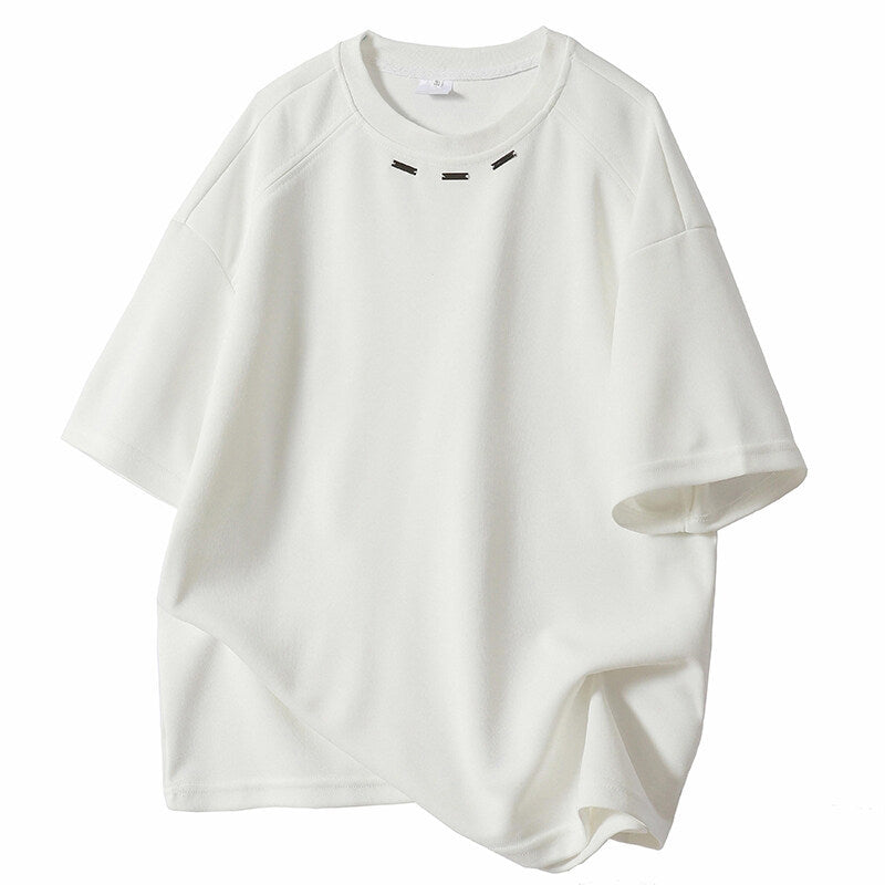 Damen Oversized T-Shirt mit modernem Schnitt und dekorativen Akzenten