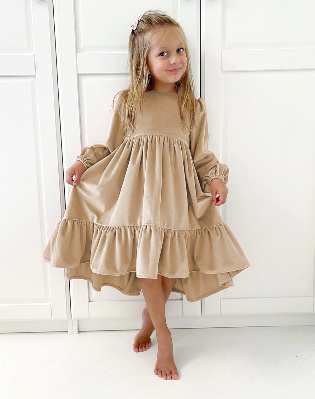 Damen festliches Kleid mit eleganten Rüschendetails und voluminösem Rock R&B