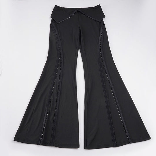 Damen Flared Pants mit dekorativen Druckknopfdetails R&B