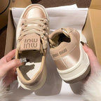 Damen Elegante Sneakers mit glattem Obermaterial und breiter Sohle R&B
