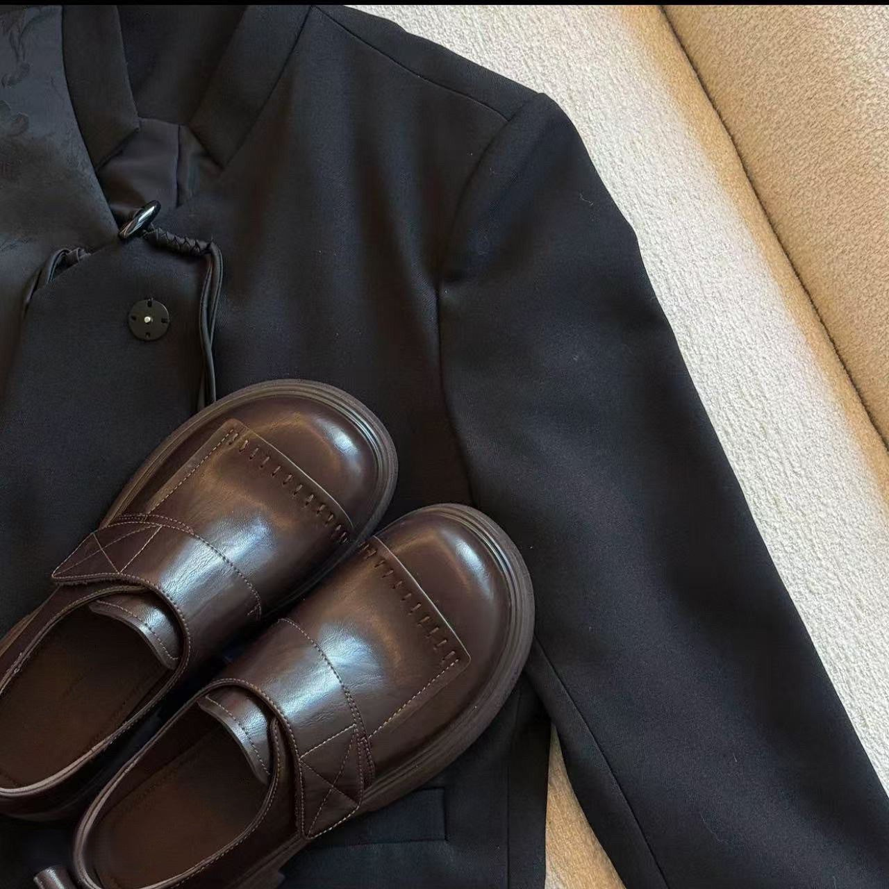 Damen Mokassins mit modischem Riemen und komfortabler Sohle R&B