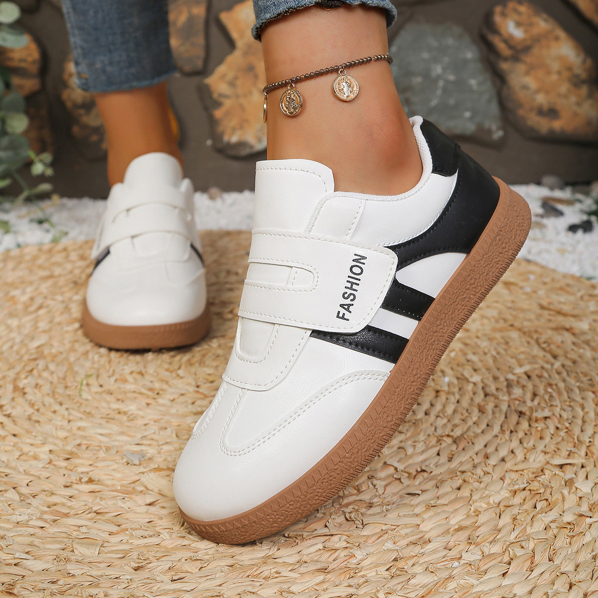 Damen Sneakers mit praktischem Klettverschluss und modischem Design R&B