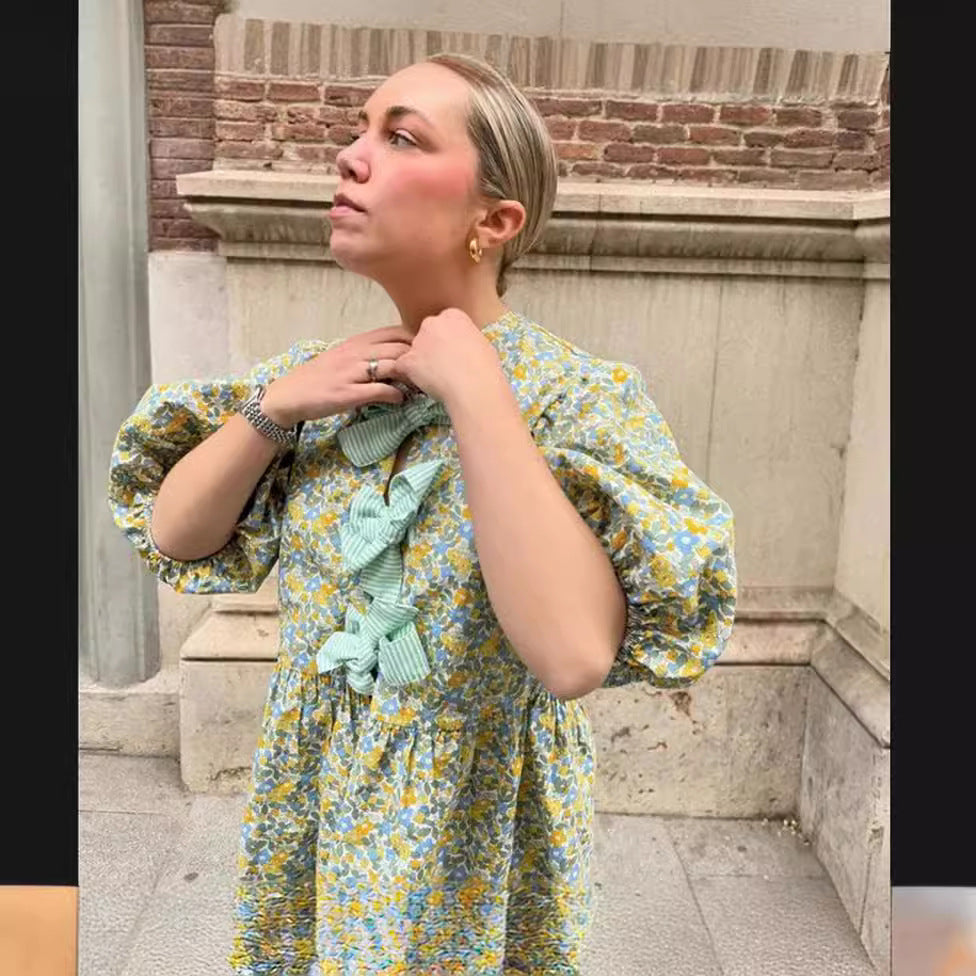Damen Bluse mit voluminösen Ärmeln und floralen Mustern R&B