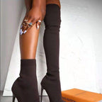 Damen Overknee Stiefel mit elegantem spitzem Absatz und modischem Strickdesign R&B