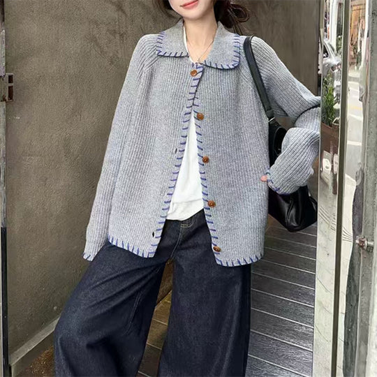 Damen Bequemer Strickcardigan mit kontrastierenden Knopfdetails und großem Kragen R&B
