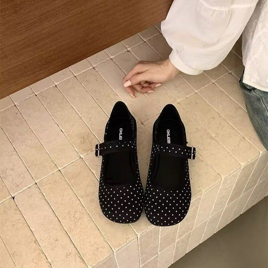 Damen Ballerinas mit verstellbarem Riemchen und perforierter Oberfläche R&B