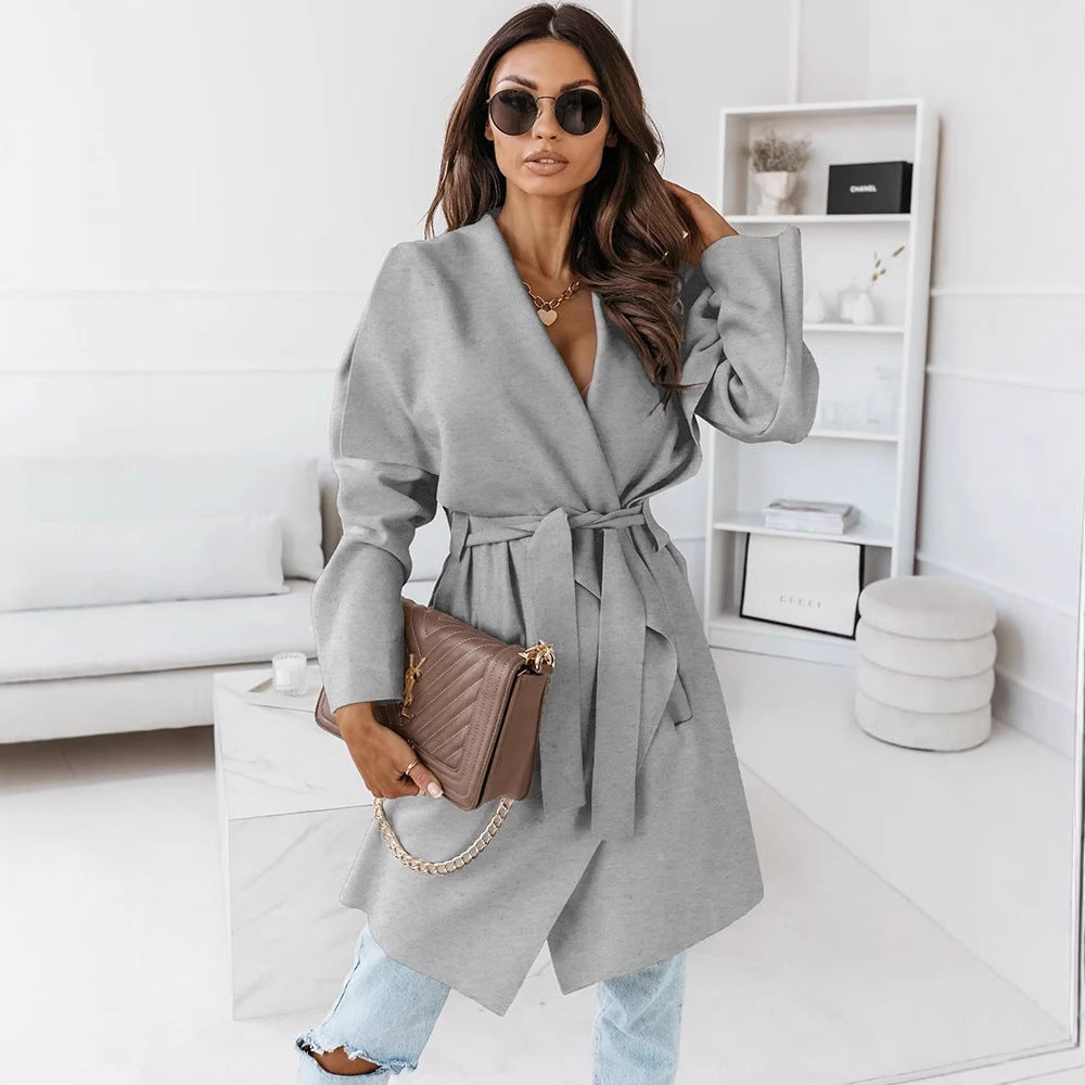 Damen Oversized Morgenmantel mit Gürtel und breiten Ärmeln R&B