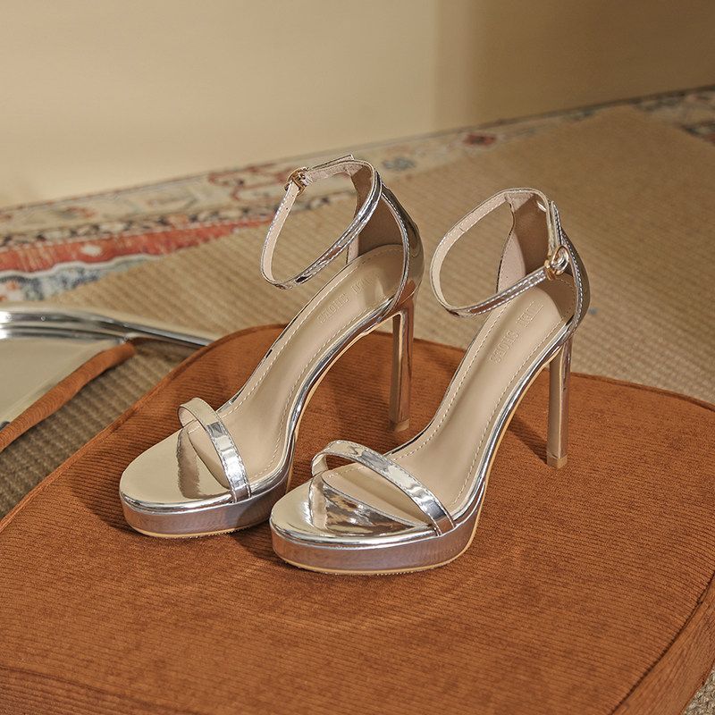 Damen elegante High Heel Sandalen mit glänzender Metalloptik R&B