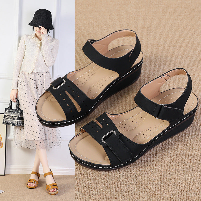 Damen Komfortable Keilsandalen mit verstellbaren Riemen R&B