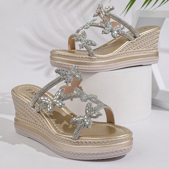 Damen Wedge-Sandalen mit funkelnden Schmetterlingsapplikationen und elegantem Kreppdesign R&B