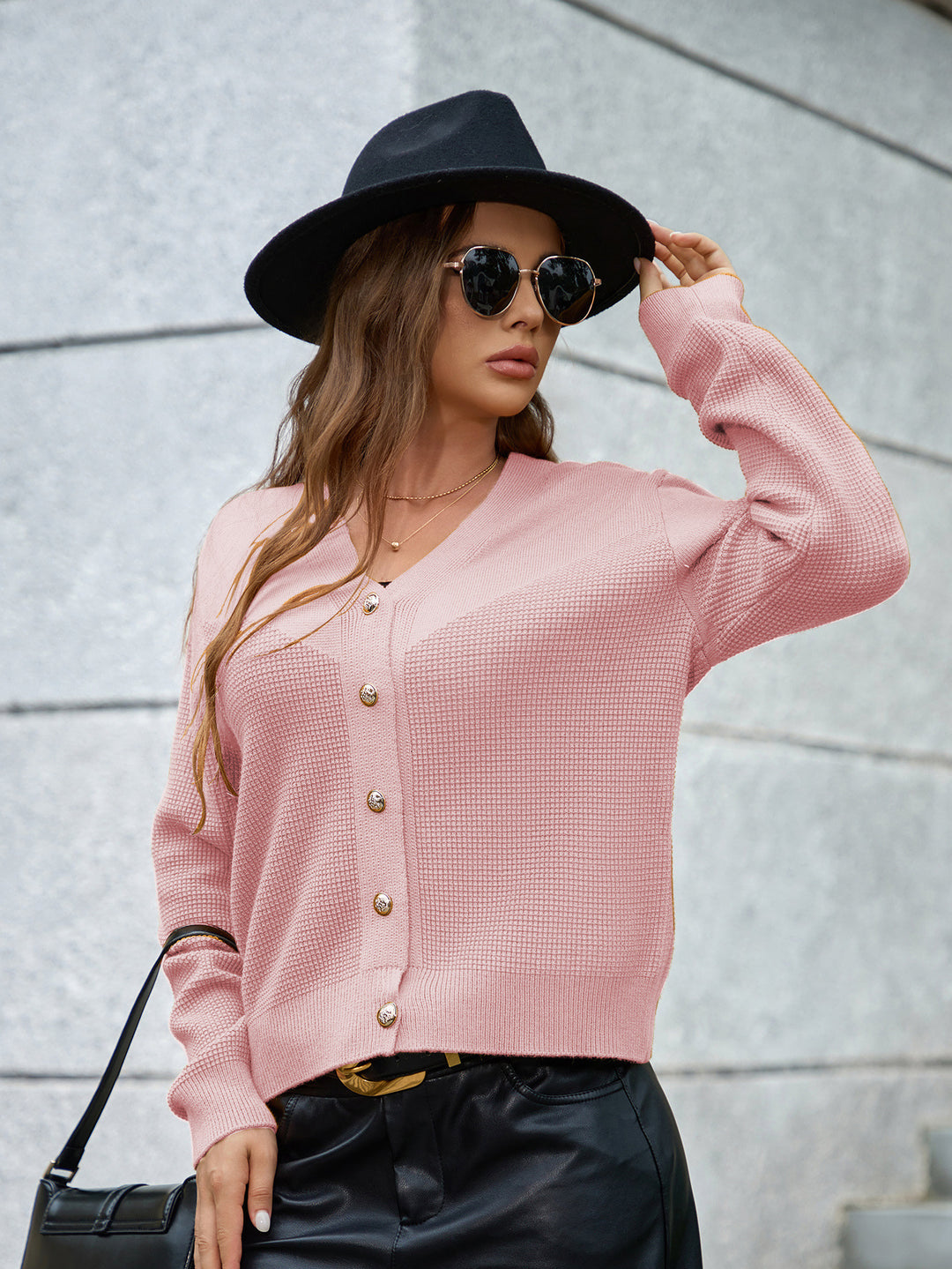 Damen Strickjacke mit Knopfdetails und strukturierter Oberfläche R&B