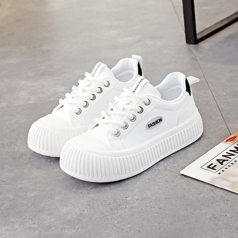 Damen Sneakers mit auffälligem Zierprofil und atmungsaktivem Obermaterial R&B