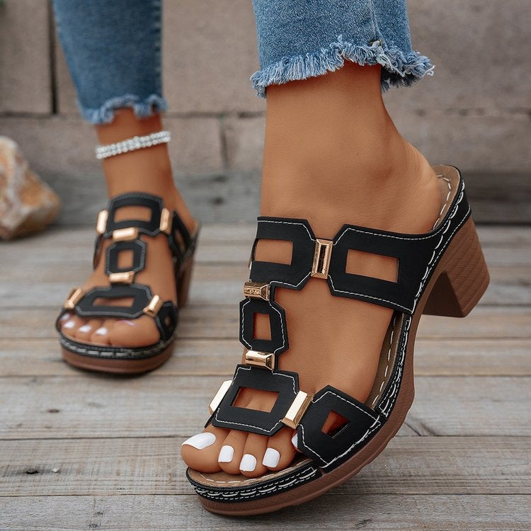 Damen Absatzsandalen mit modischem Riemendesign und verzierten Elementen R&B